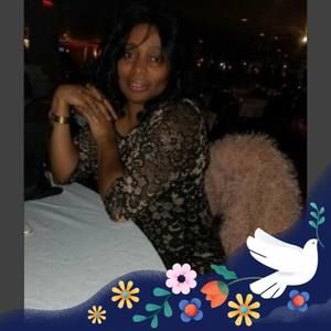 Meet your Posher, Evette